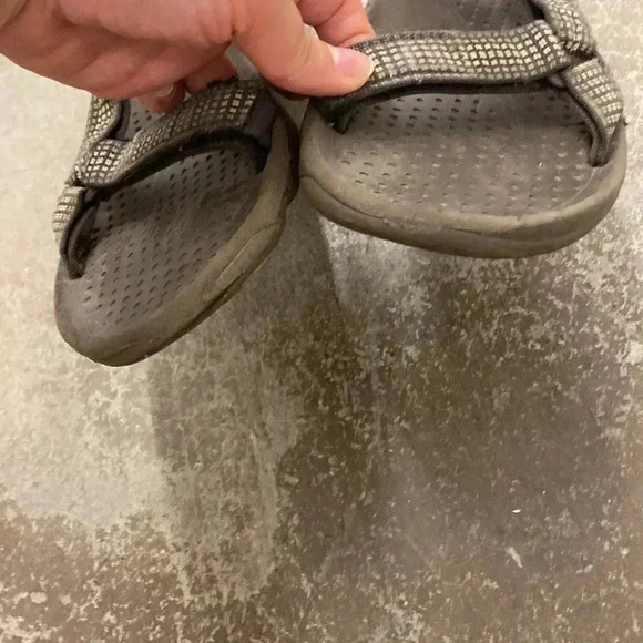 Teva sandals - Picture 2 of 6